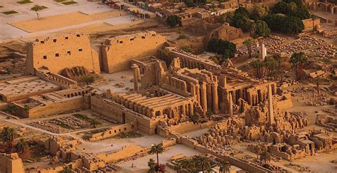 El Saqueo del Templo de Karnak; Un Tesoro Perdido en las Arenas del Tiempo y la Ambición de un Faraón Desesperado